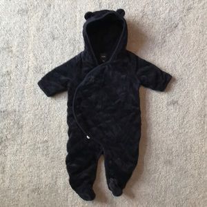 Navy velvet bear bunting